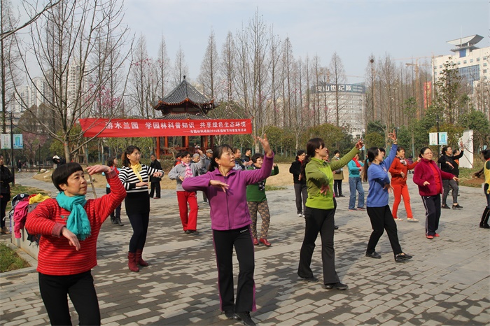 “游木兰园，学园林科普知识，共享绿色生态环境” -记武汉市园林科学研究所2016年植树节科普宣传活动