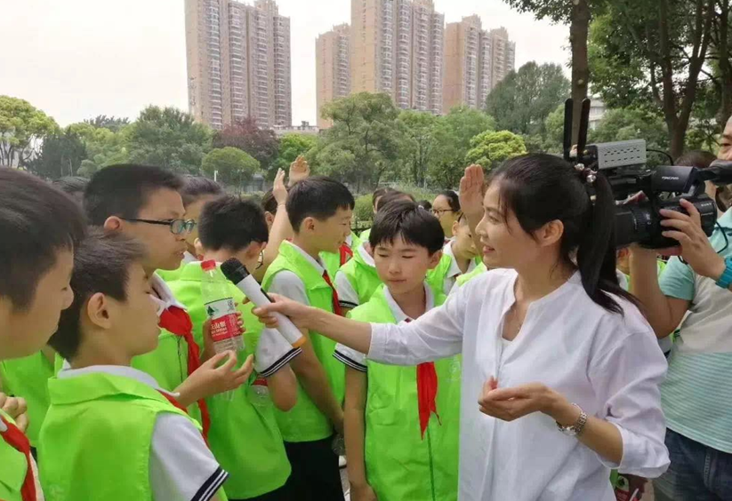 “迎军运，游青 山，打卡科普网红地”活动