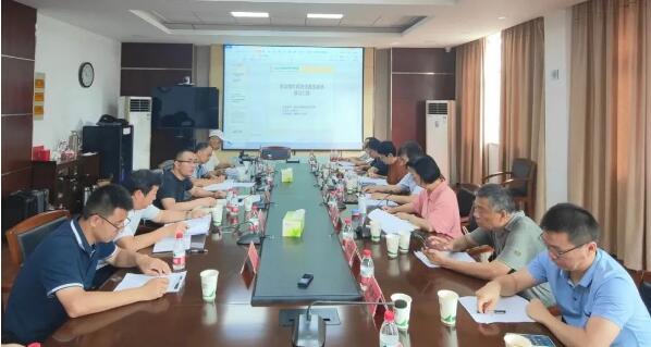 中国花卉协会领导、专家来市园科院调研国家?；ㄖ种首试纯? onmousewheel=
