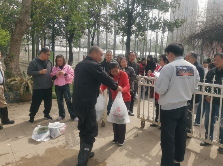 “专家送绿福，碗莲进万家”科普惠民活动